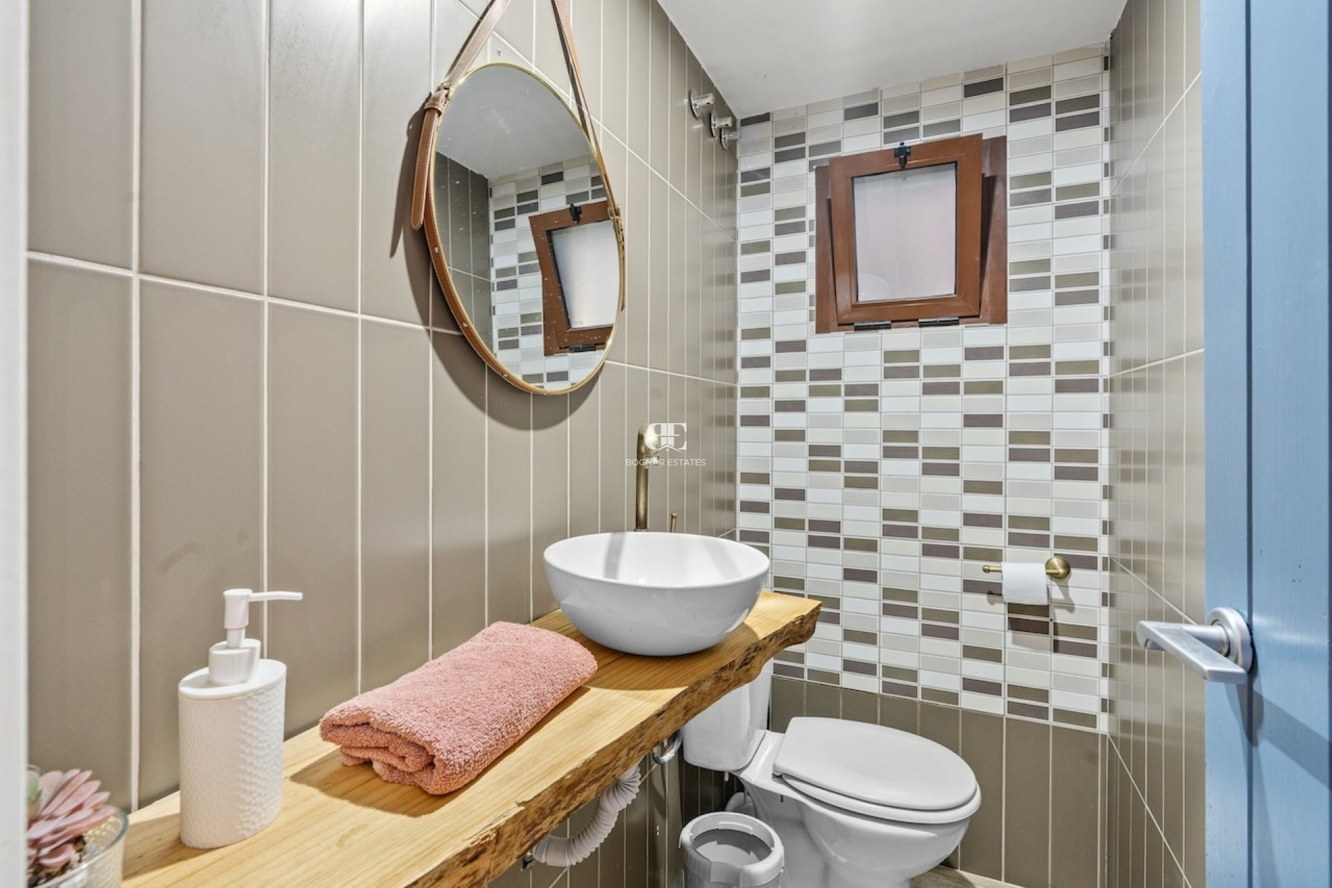 Herverkoop - Villa -
Santa Pola - El Poble Llevanti