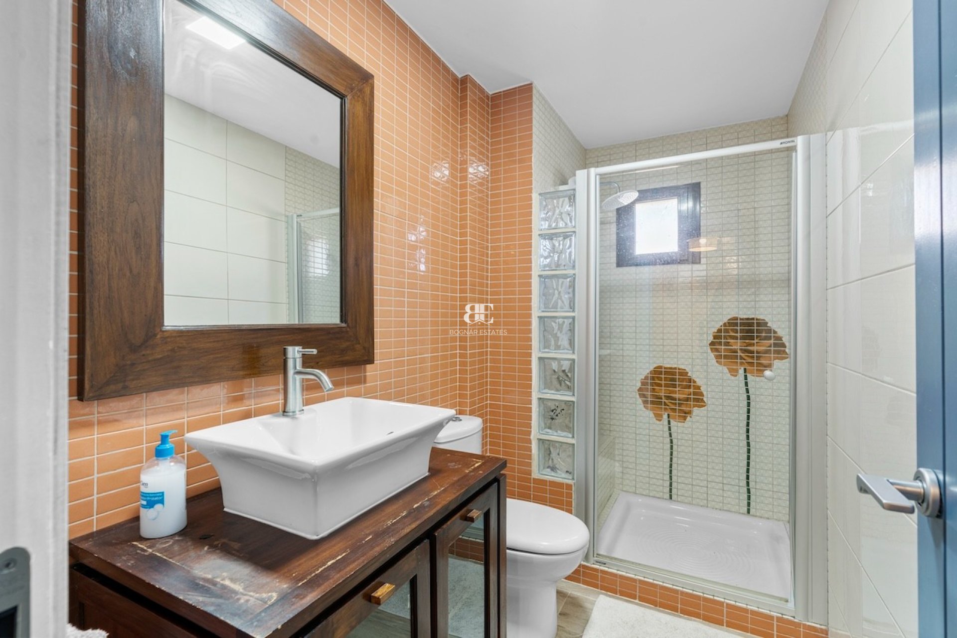 Herverkoop - Villa -
Santa Pola - El Poble Llevanti