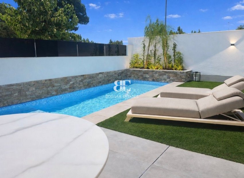 Herverkoop - Villa -
Santiago de la Ribera