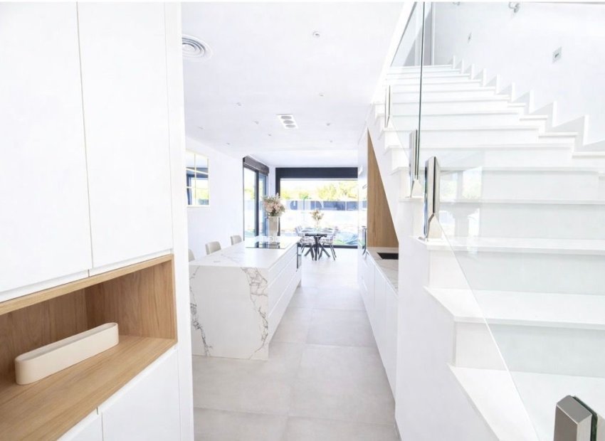 Herverkoop - Villa -
Santiago de la Ribera