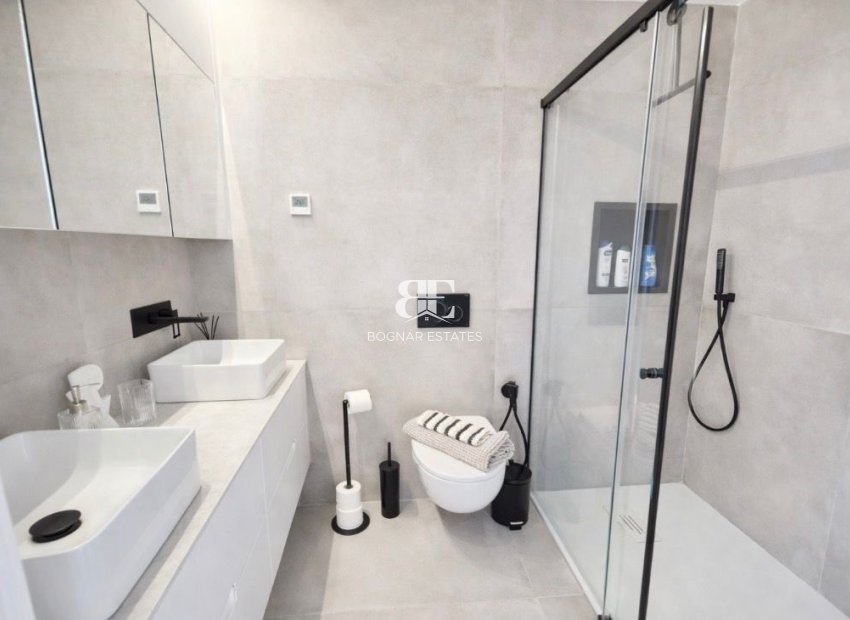 Herverkoop - Villa -
Santiago de la Ribera