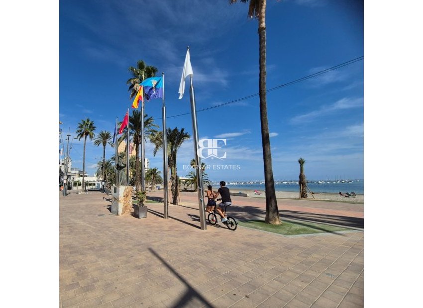 Herverkoop - Villa -
Santiago de la Ribera