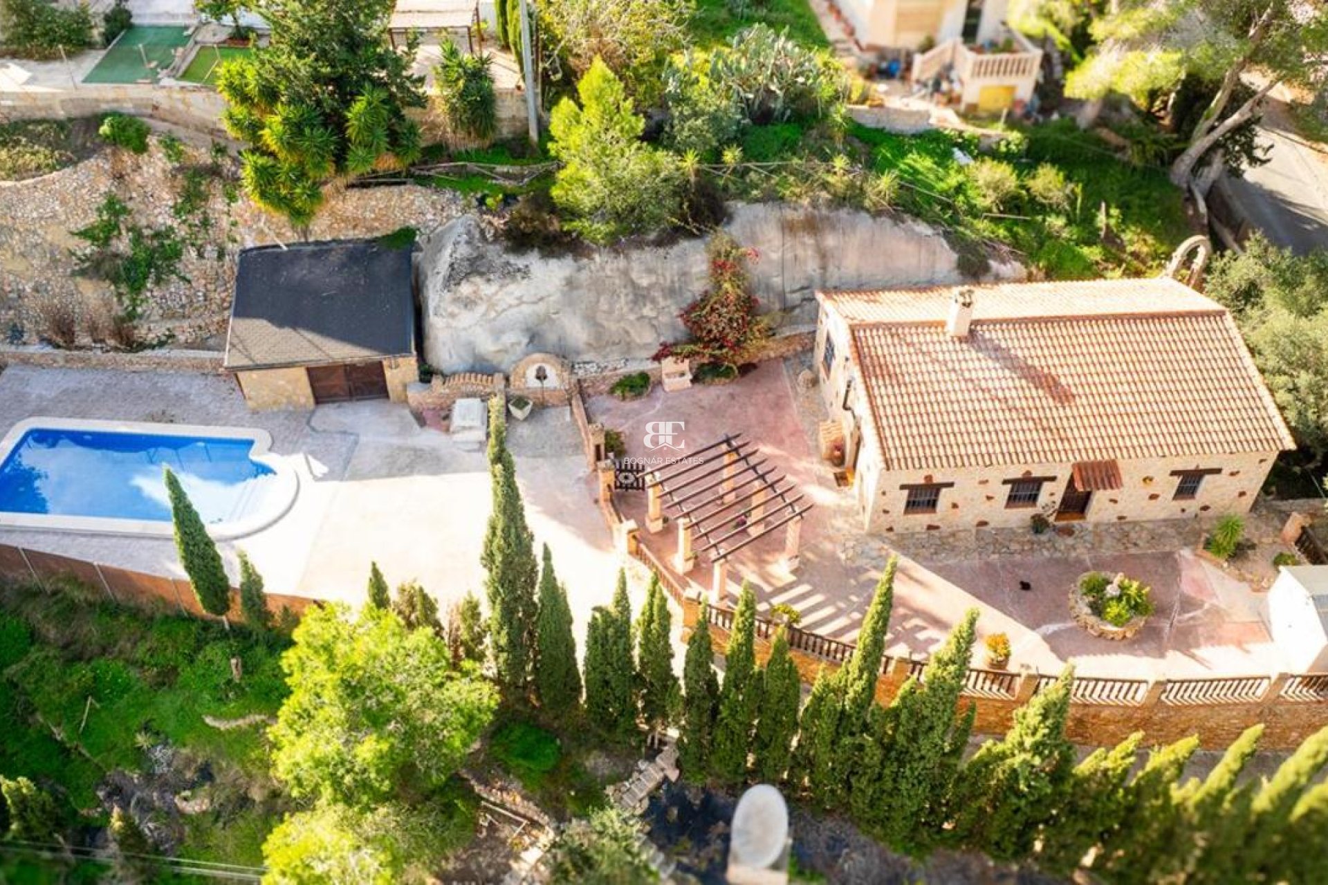 Herverkoop - Villa -
Sucina