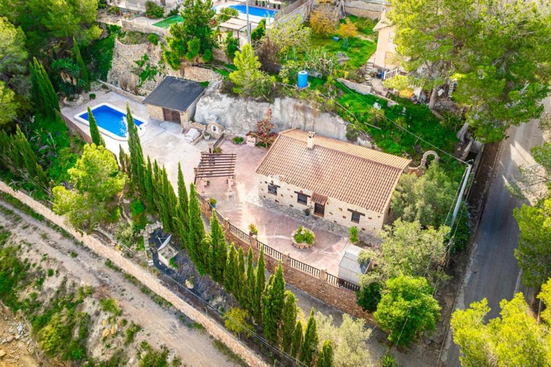 Herverkoop - Villa -
Sucina