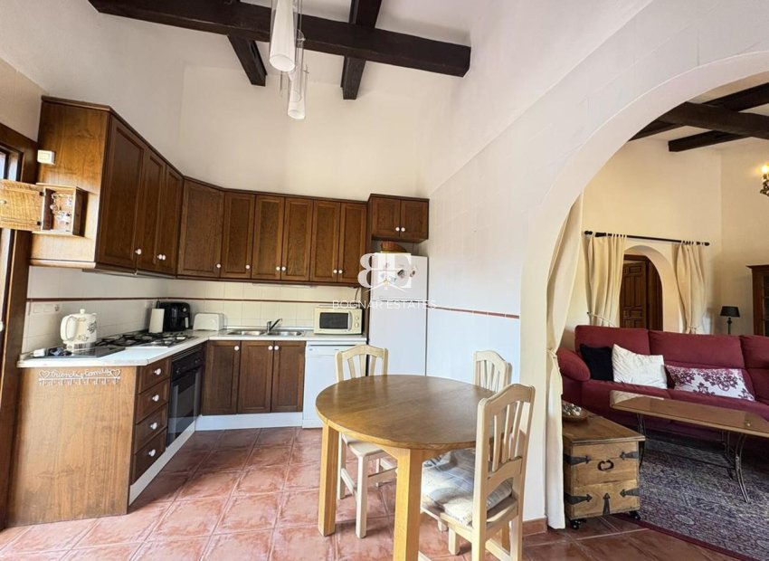 Herverkoop - Villa -
Sucina