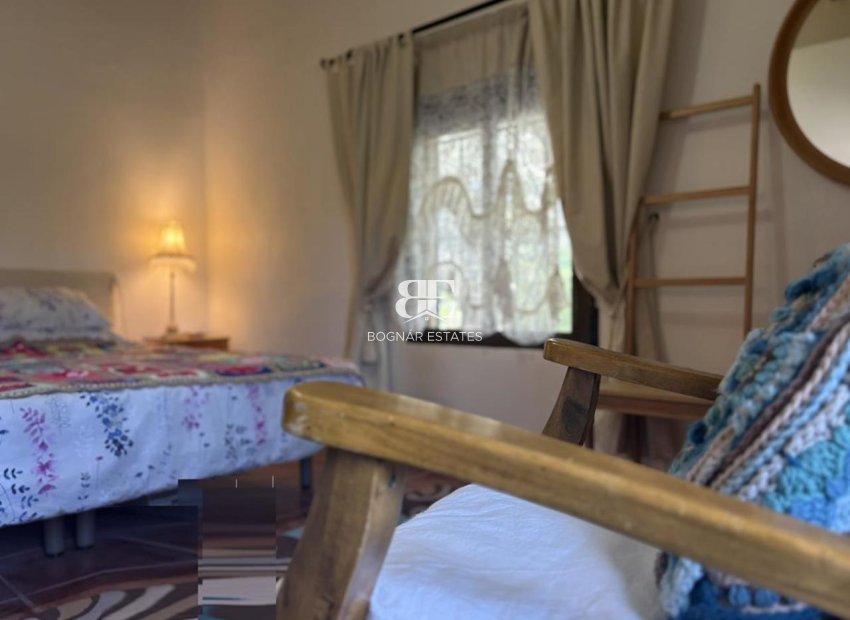 Herverkoop - Villa -
Sucina