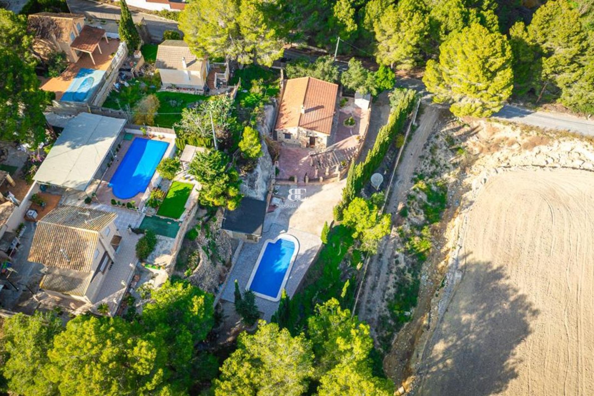 Herverkoop - Villa -
Sucina