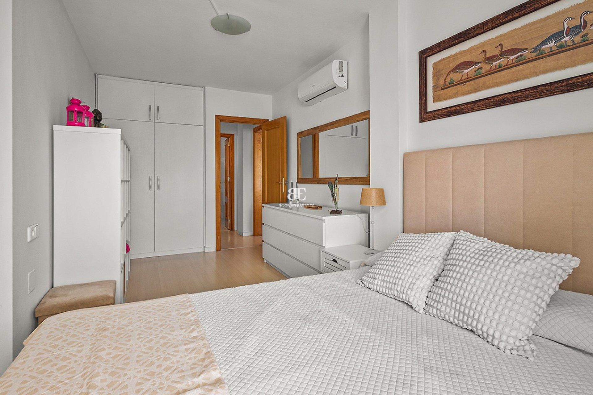 Herverkoop - Villa -
Torre de la Horadada - Pueblo Latino