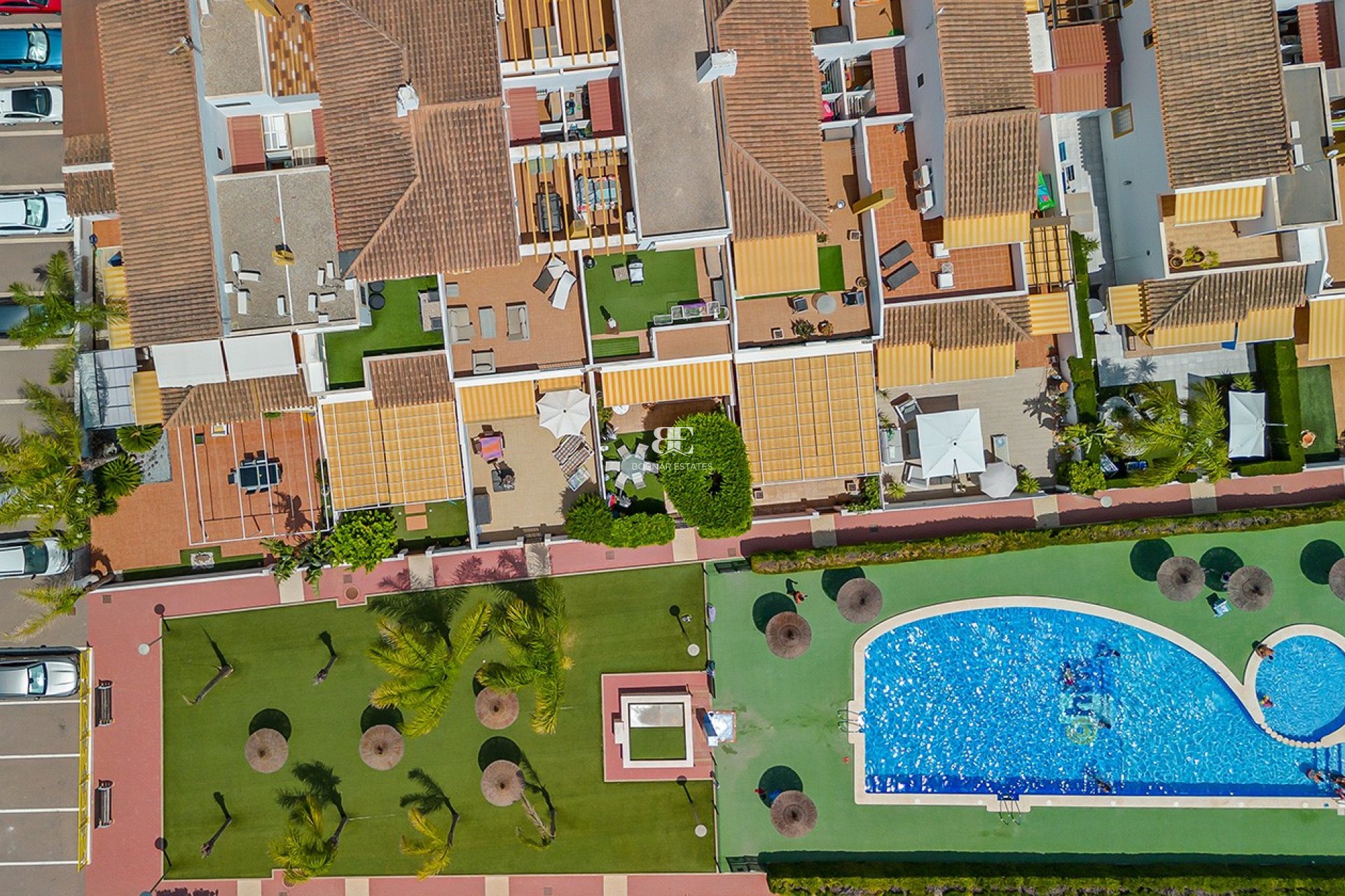 Herverkoop - Villa -
Torre de la Horadada - Pueblo Latino