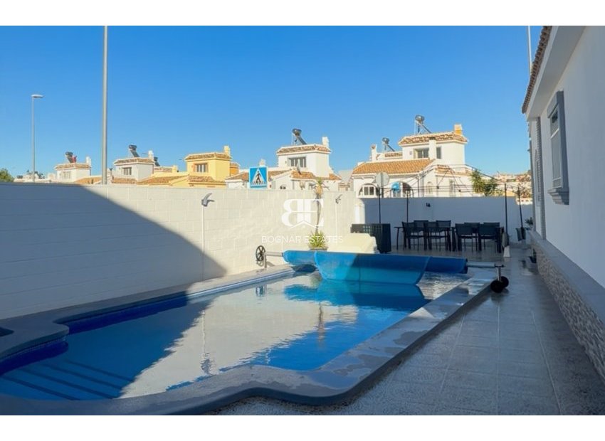 Herverkoop - Villa -
Torre Pacheco - Sierra Golf