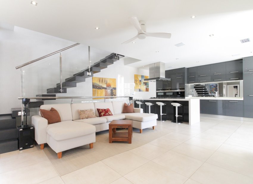 Herverkoop - Villa -
Torrevieja - Aguas Nuevas