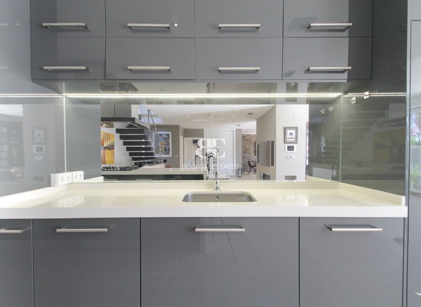 Herverkoop - Villa -
Torrevieja - Aguas Nuevas