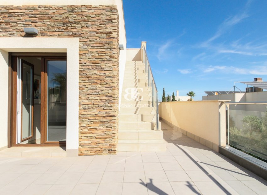 Herverkoop - Villa -
Torrevieja - Aguas Nuevas