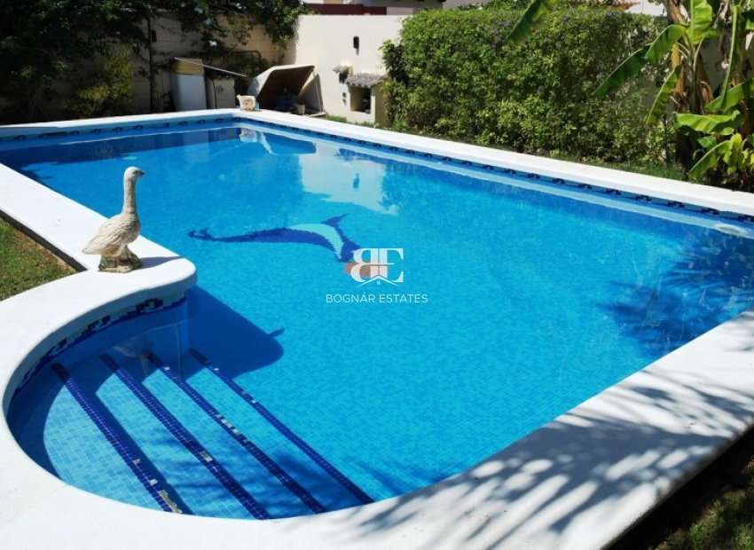 Herverkoop - Villa -
Torrevieja - Aguas Nuevas