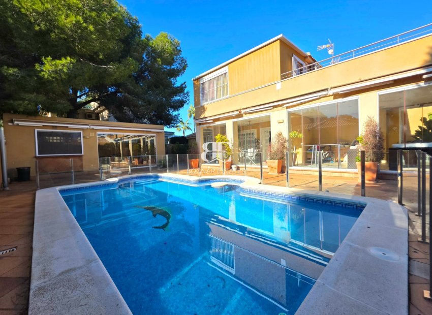 Herverkoop - Villa -
Torrevieja - Cabo Cervera