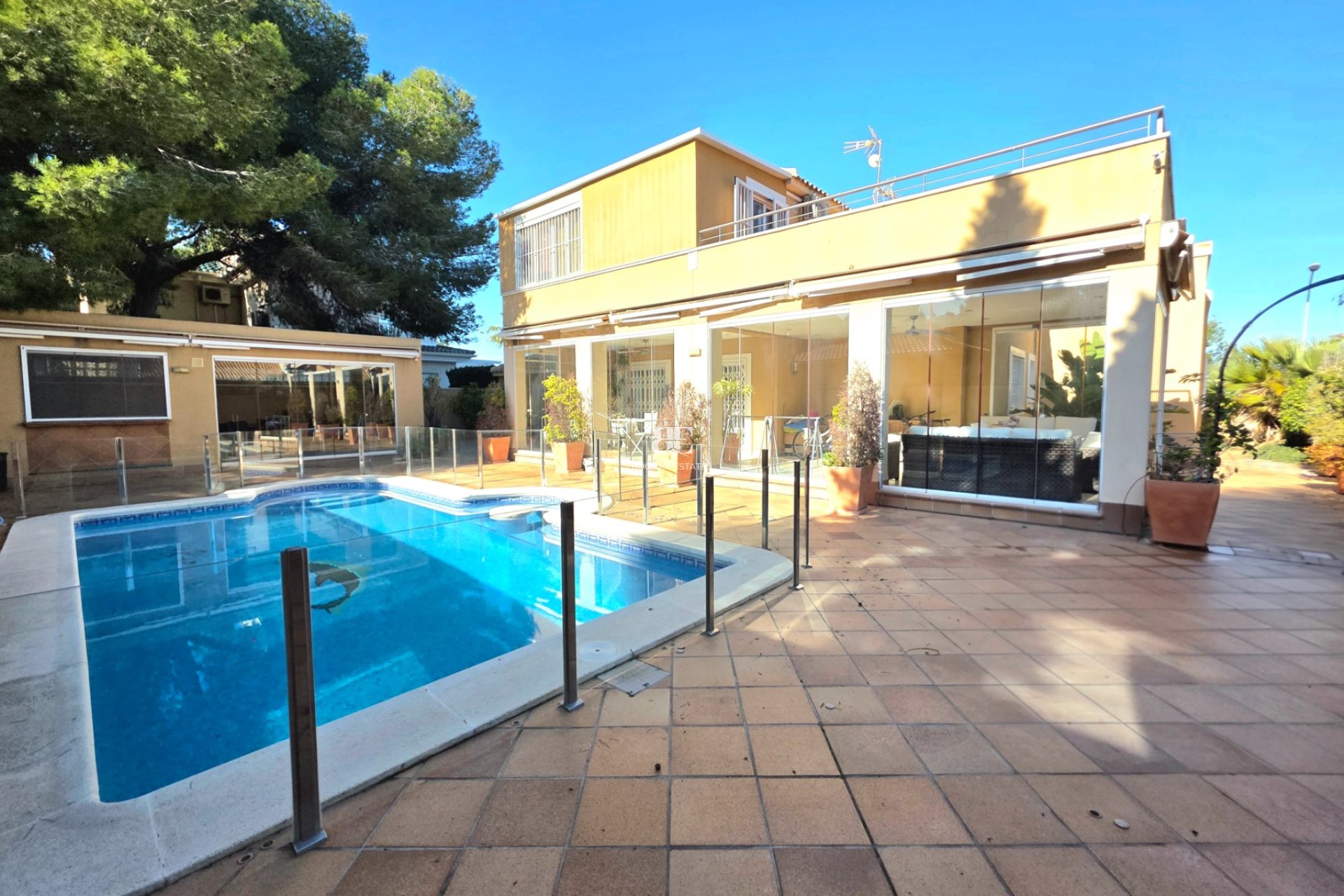 Herverkoop - Villa -
Torrevieja - Cabo Cervera