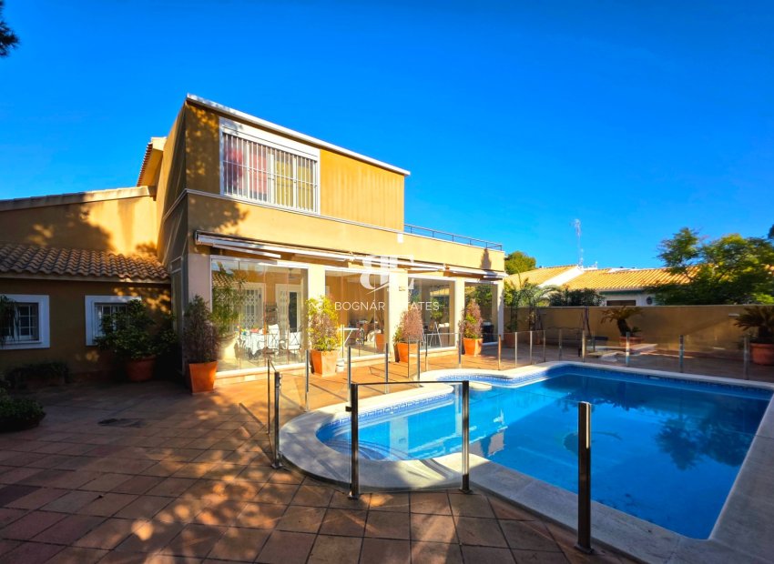 Herverkoop - Villa -
Torrevieja - Cabo Cervera
