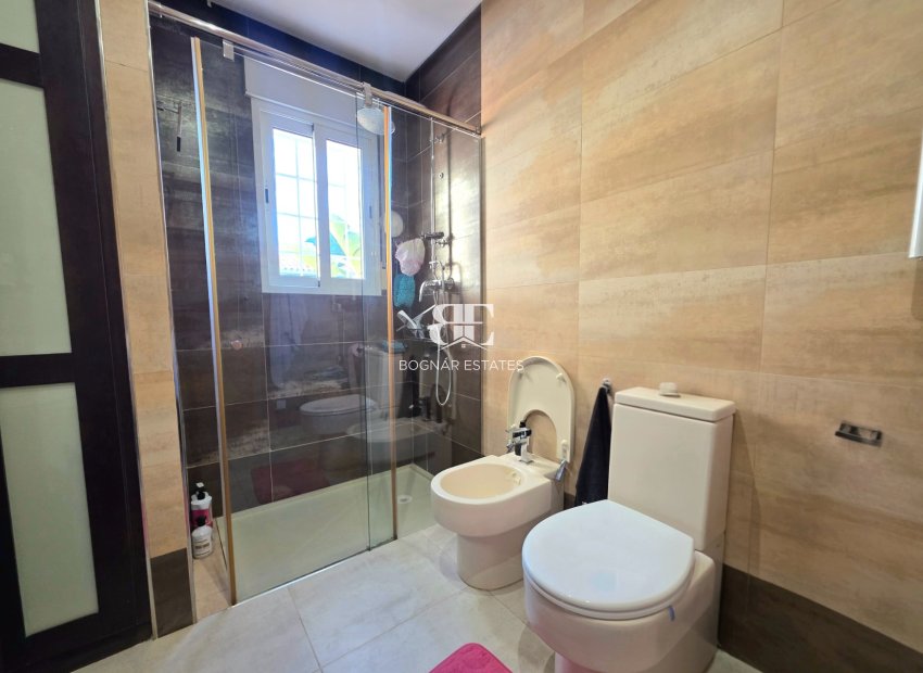 Herverkoop - Villa -
Torrevieja - Cabo Cervera