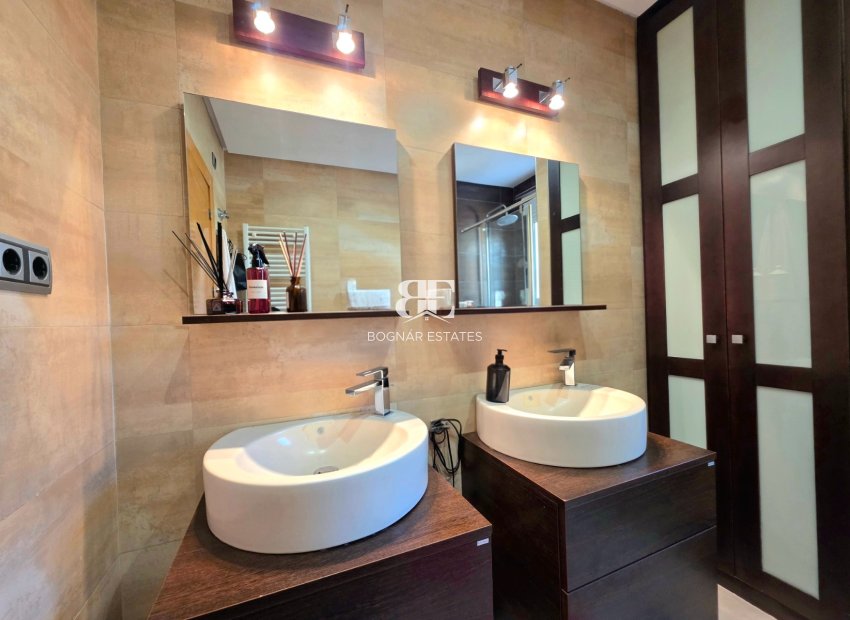 Herverkoop - Villa -
Torrevieja - Cabo Cervera