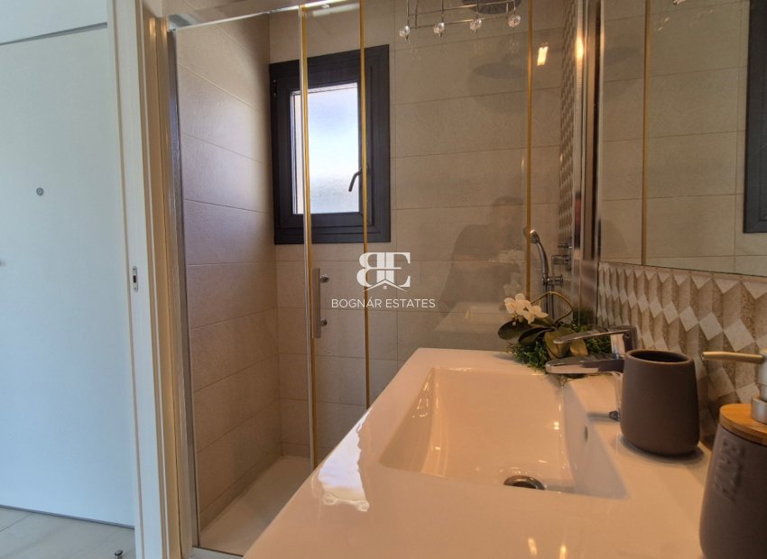 Herverkoop - Villa -
Torrevieja - Costa Blanca Sur