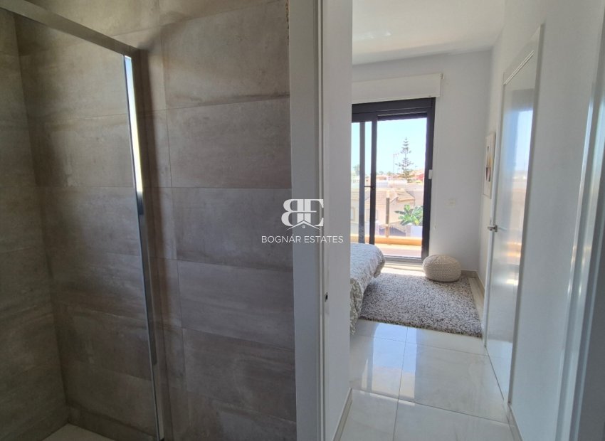 Herverkoop - Villa -
Torrevieja - Costa Blanca Sur