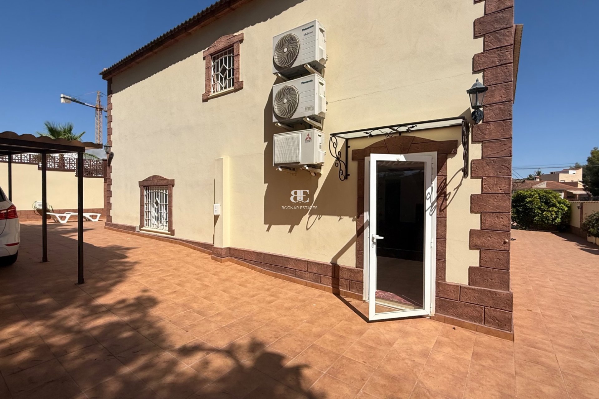 Herverkoop - Villa -
Torrevieja - Costa Blanca Sur