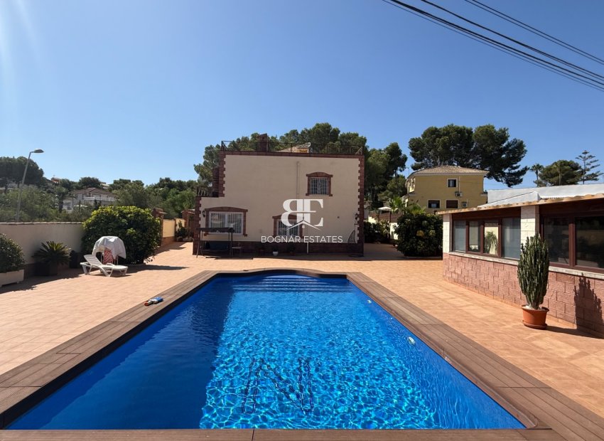 Herverkoop - Villa -
Torrevieja - Costa Blanca Sur