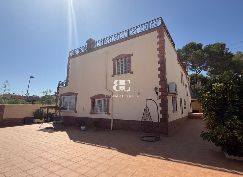Herverkoop - Villa -
Torrevieja - Costa Blanca Sur