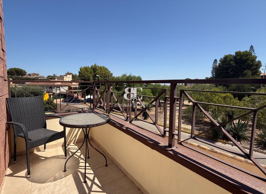 Herverkoop - Villa -
Torrevieja - Costa Blanca Sur