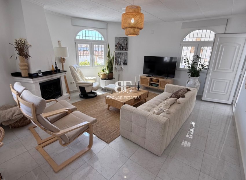 Herverkoop - Villa -
Torrevieja - Costa Blanca Sur