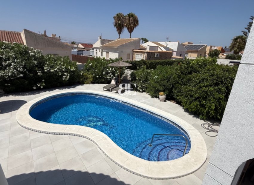 Herverkoop - Villa -
Torrevieja - Costa Blanca Sur