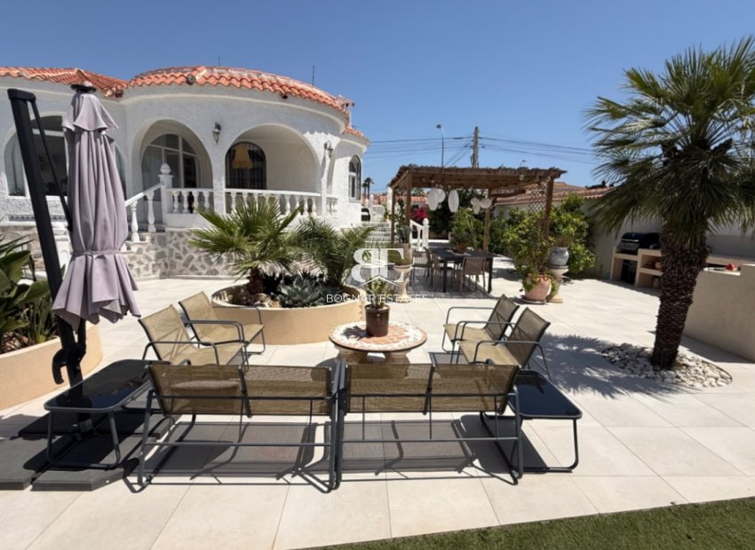 Herverkoop - Villa -
Torrevieja - Costa Blanca Sur