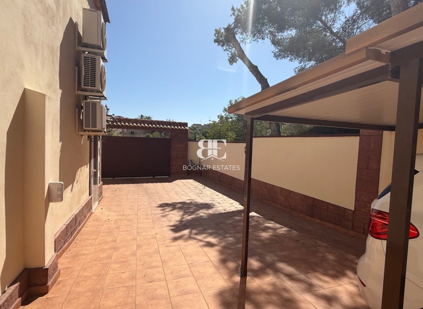Herverkoop - Villa -
Torrevieja - Costa Blanca