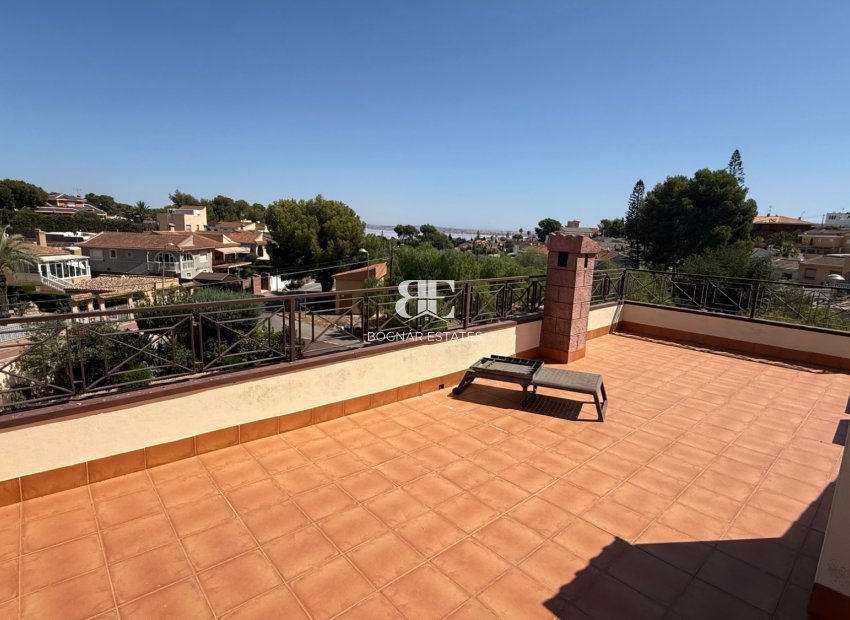 Herverkoop - Villa -
Torrevieja - Costa Blanca