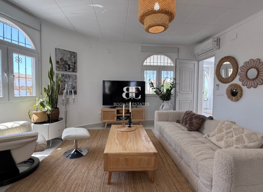 Herverkoop - Villa -
Torrevieja - Costa Blanca