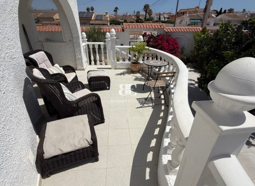 Herverkoop - Villa -
Torrevieja - Costa Blanca