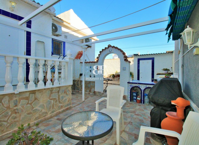 Herverkoop - Villa -
Torrevieja - El Chaparral