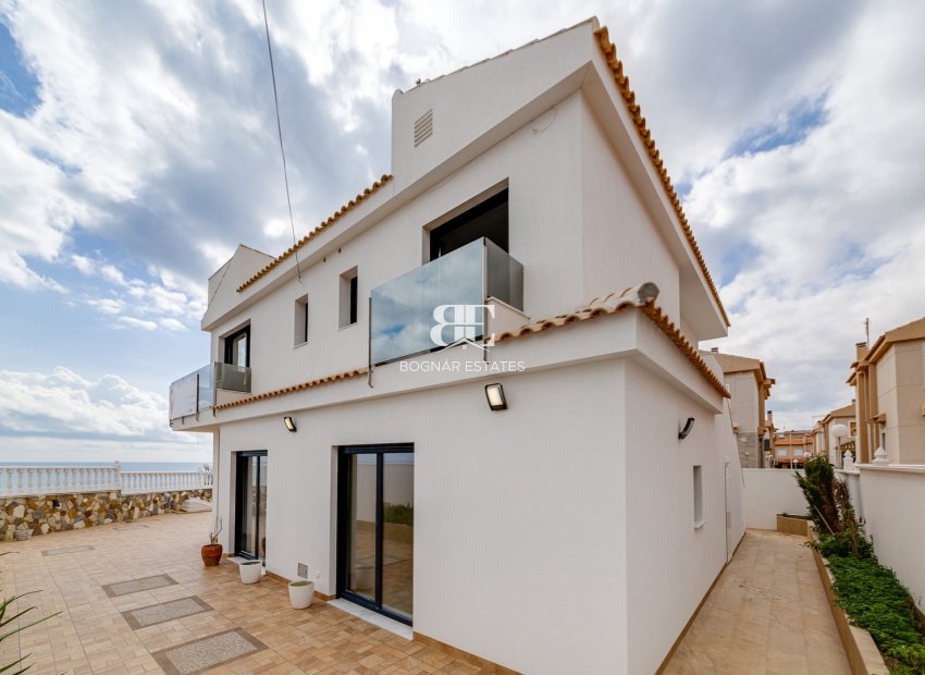 Herverkoop - Villa -
Torrevieja - La Mata