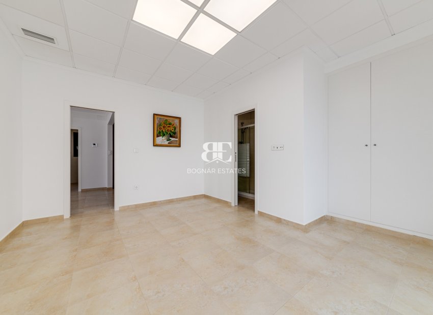 Herverkoop - Villa -
Torrevieja - La Mata