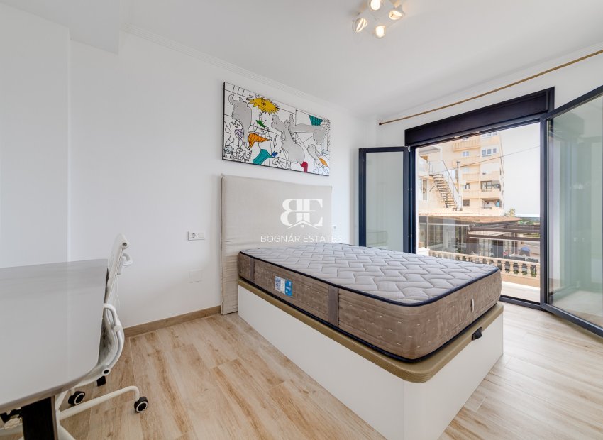 Herverkoop - Villa -
Torrevieja - La Mata