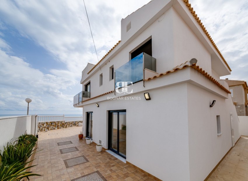 Herverkoop - Villa -
Torrevieja - La Mata