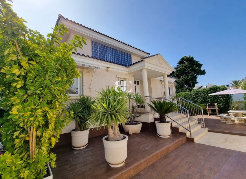 Herverkoop - Villa -
Torrevieja - La Mata