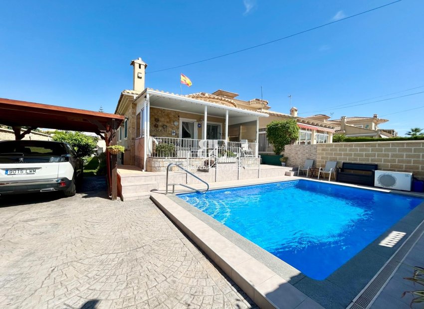 Herverkoop - Villa -
Torrevieja - La Siesta