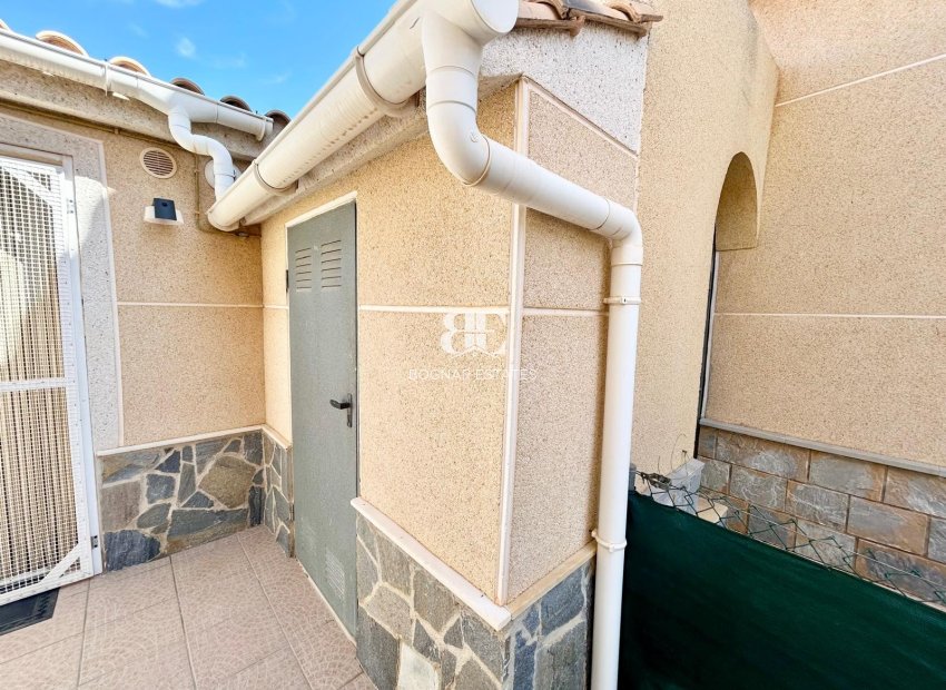 Herverkoop - Villa -
Torrevieja - La Siesta