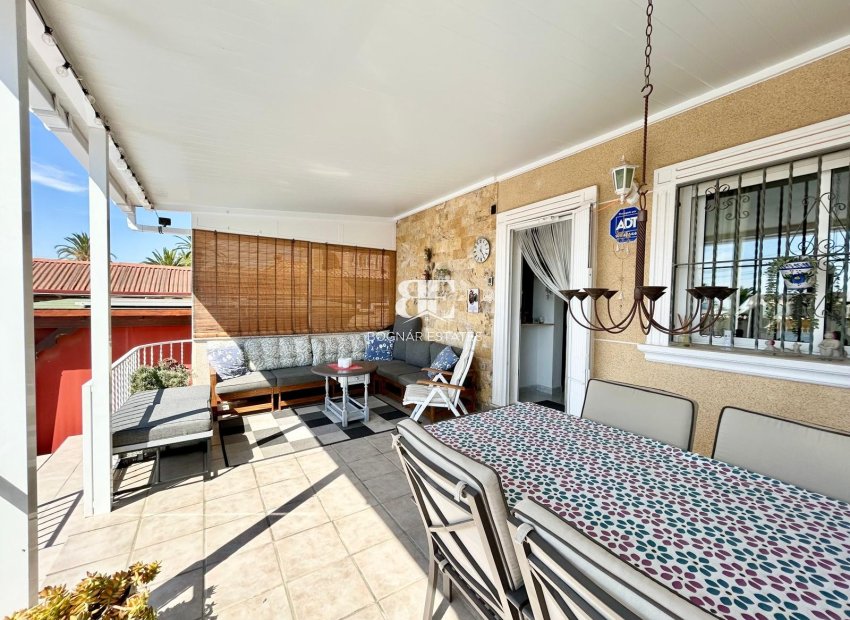 Herverkoop - Villa -
Torrevieja - La Siesta