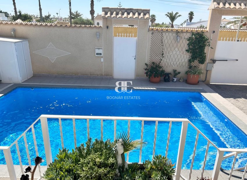 Herverkoop - Villa -
Torrevieja - La Siesta
