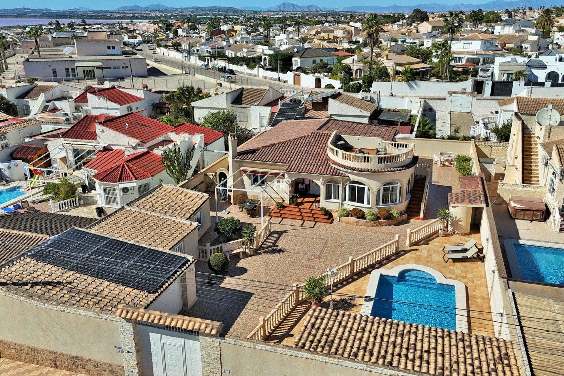 Herverkoop - Villa -
Torrevieja - La Siesta