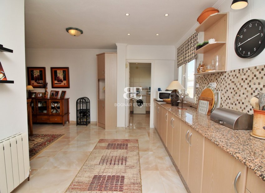 Herverkoop - Villa -
Torrevieja - La Siesta