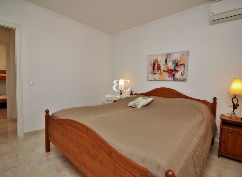 Herverkoop - Villa -
Torrevieja - La Siesta