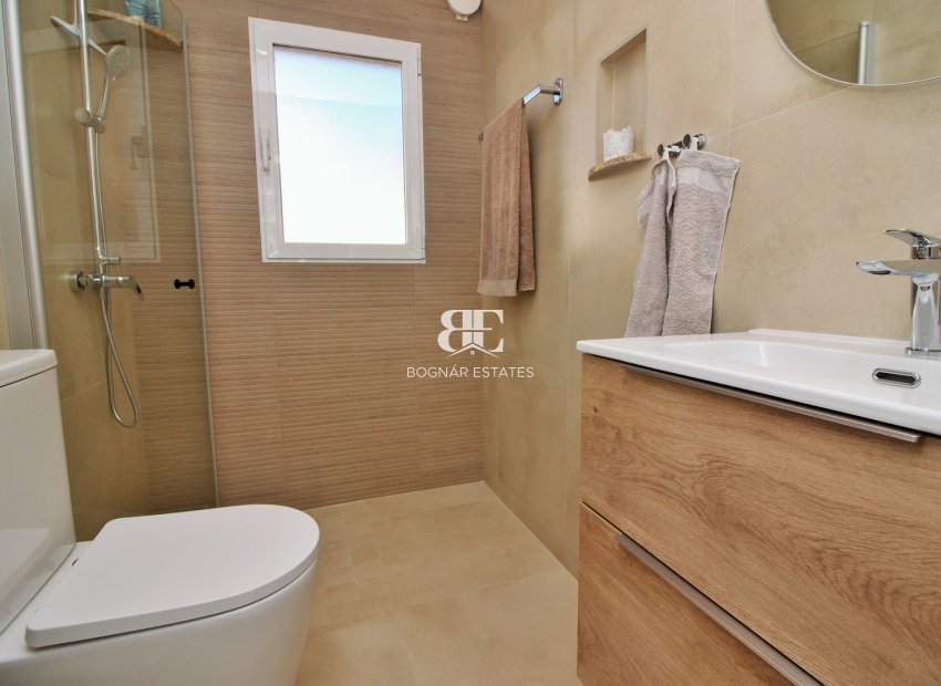 Herverkoop - Villa -
Torrevieja - La Siesta